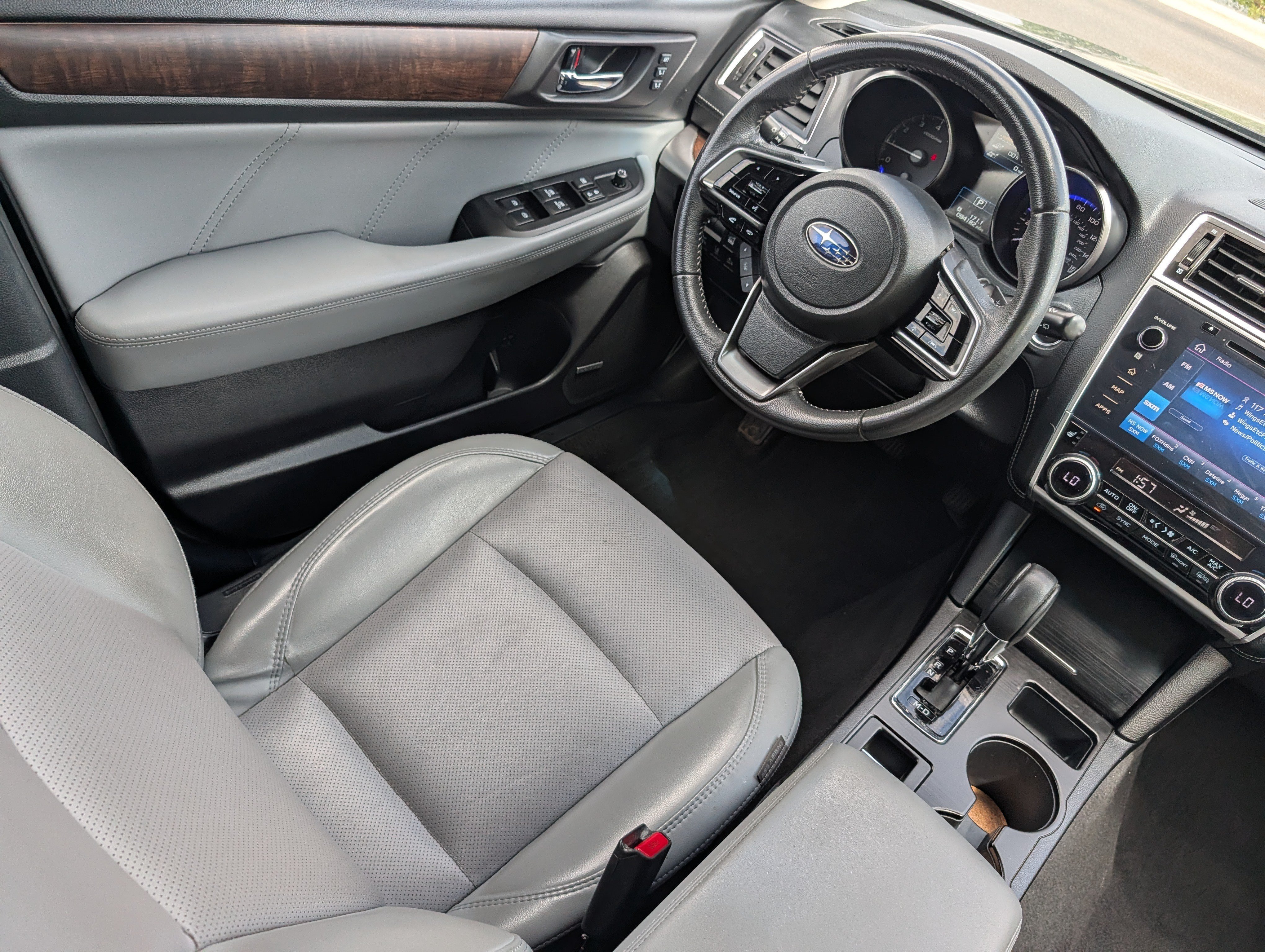 Used 2019 Subaru Outback 3.6R Limited AWD/4WD image 9