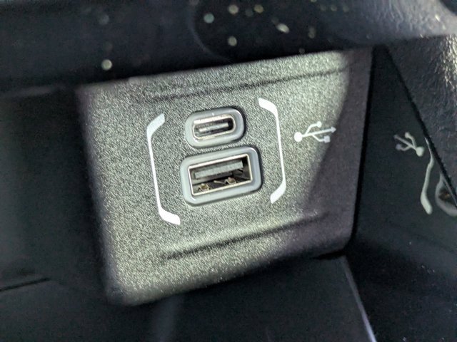 New 2026 Jeep Compass Latitude image 19