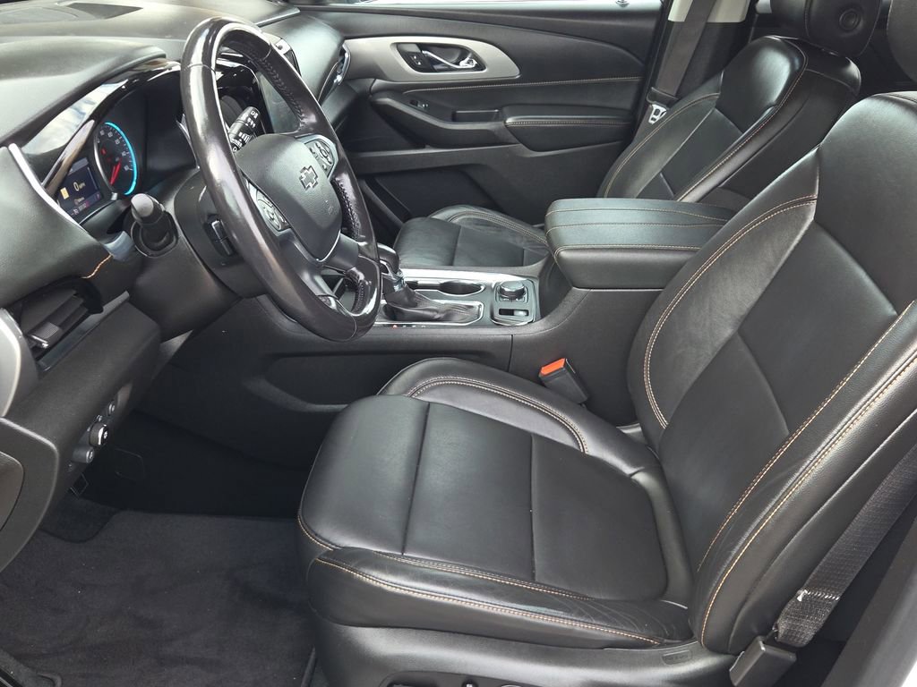 Used 2021 Chevrolet Traverse RS image 18