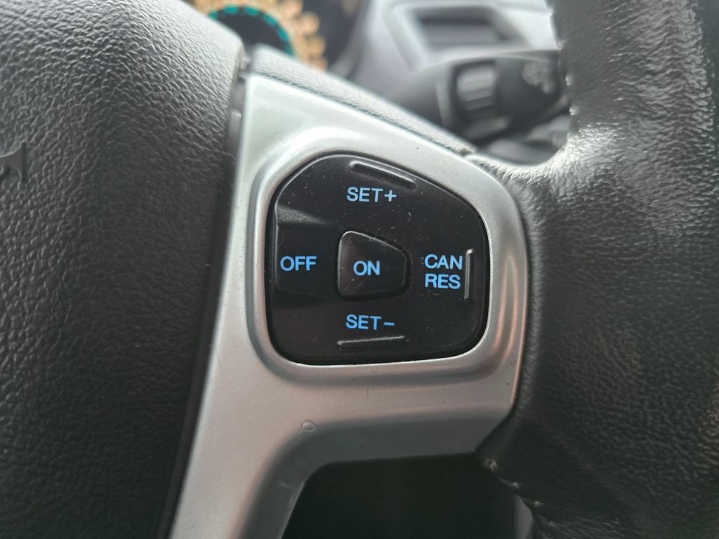 Used 2016 Ford Fiesta SE w/ SE Black Package FWD image 23