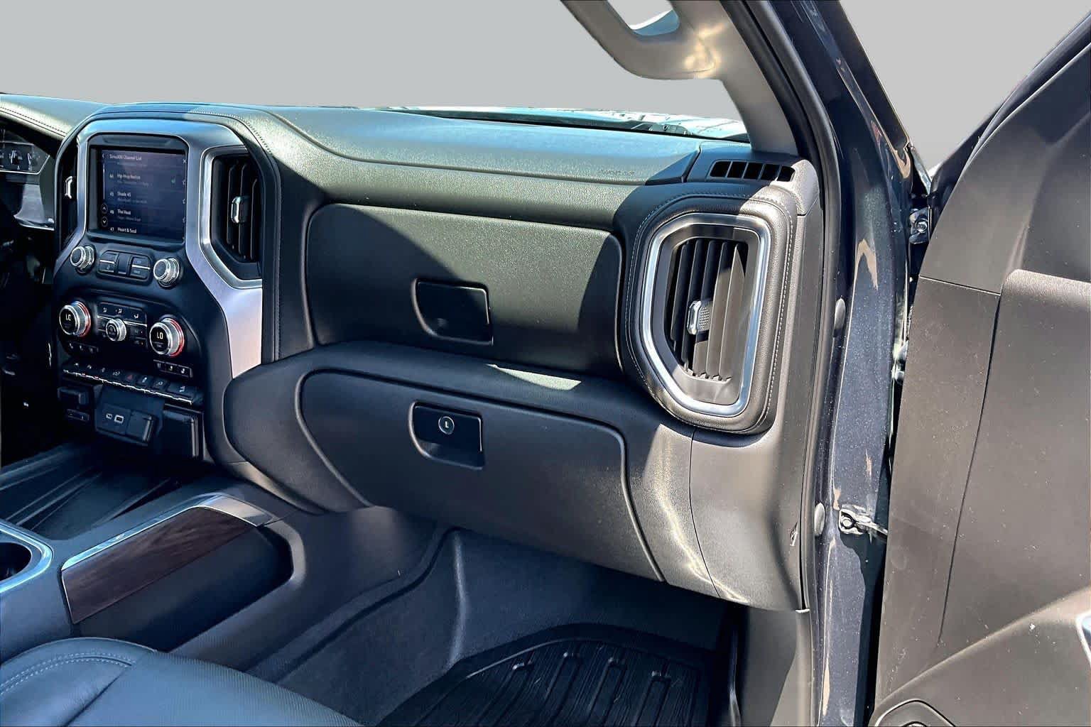 Used 2019 GMC Sierra 1500 SLT AWD/4WD image 19