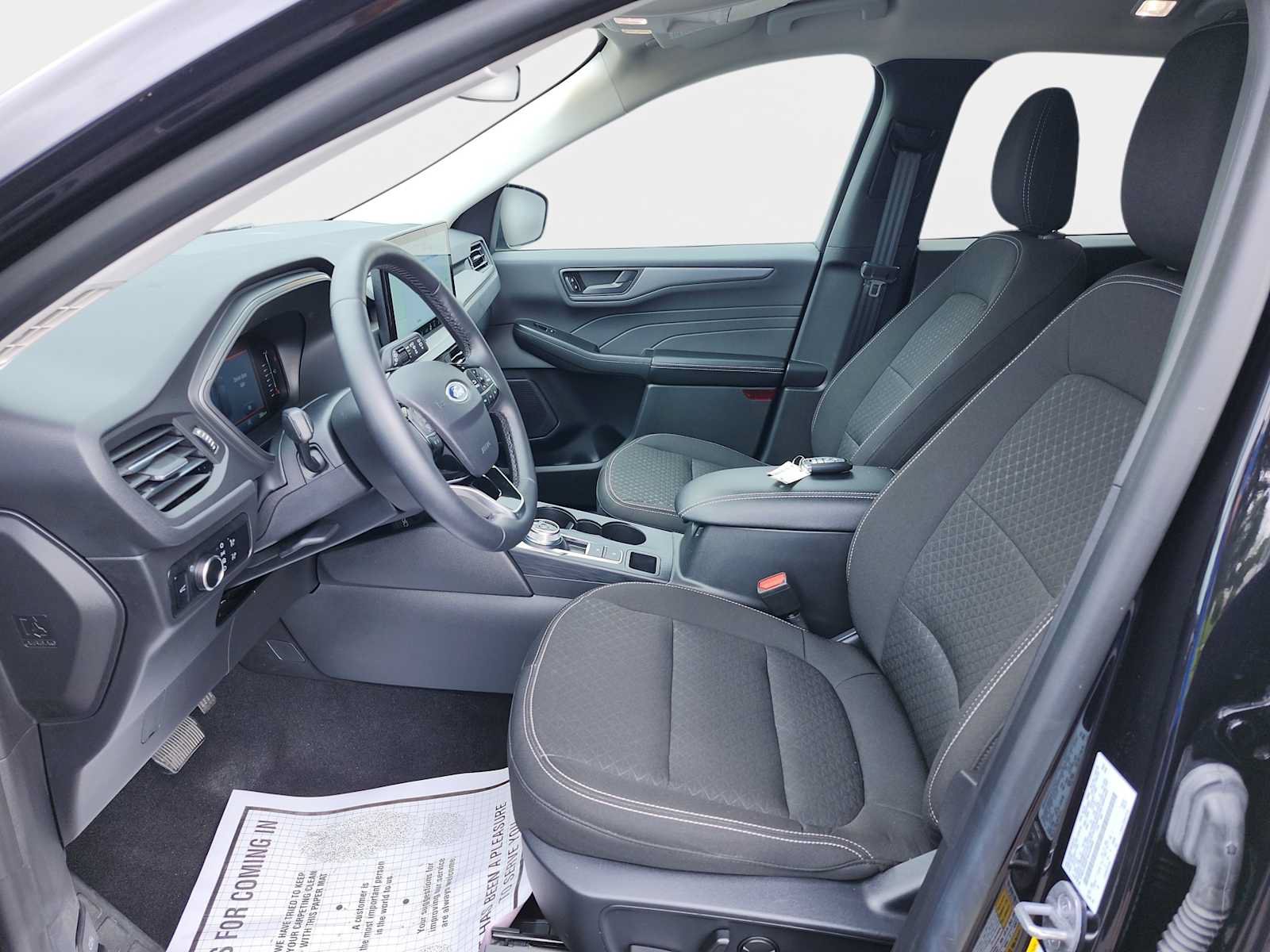Used 2024 Ford Escape Active w/ Tech Pack #1 AWD/4WD image 11
