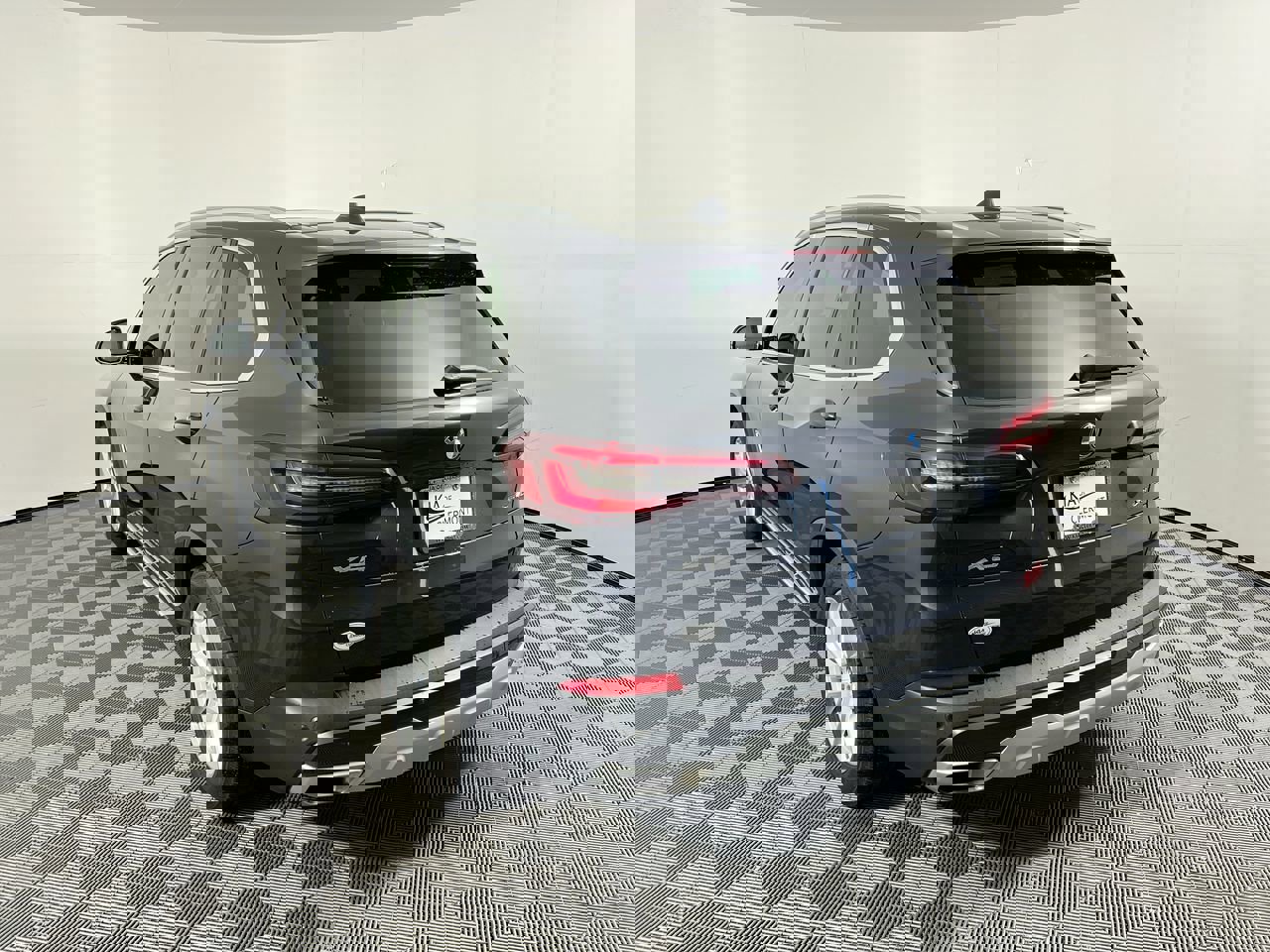 Used 2023 BMW X5 xDrive40i AWD/4WD image 5