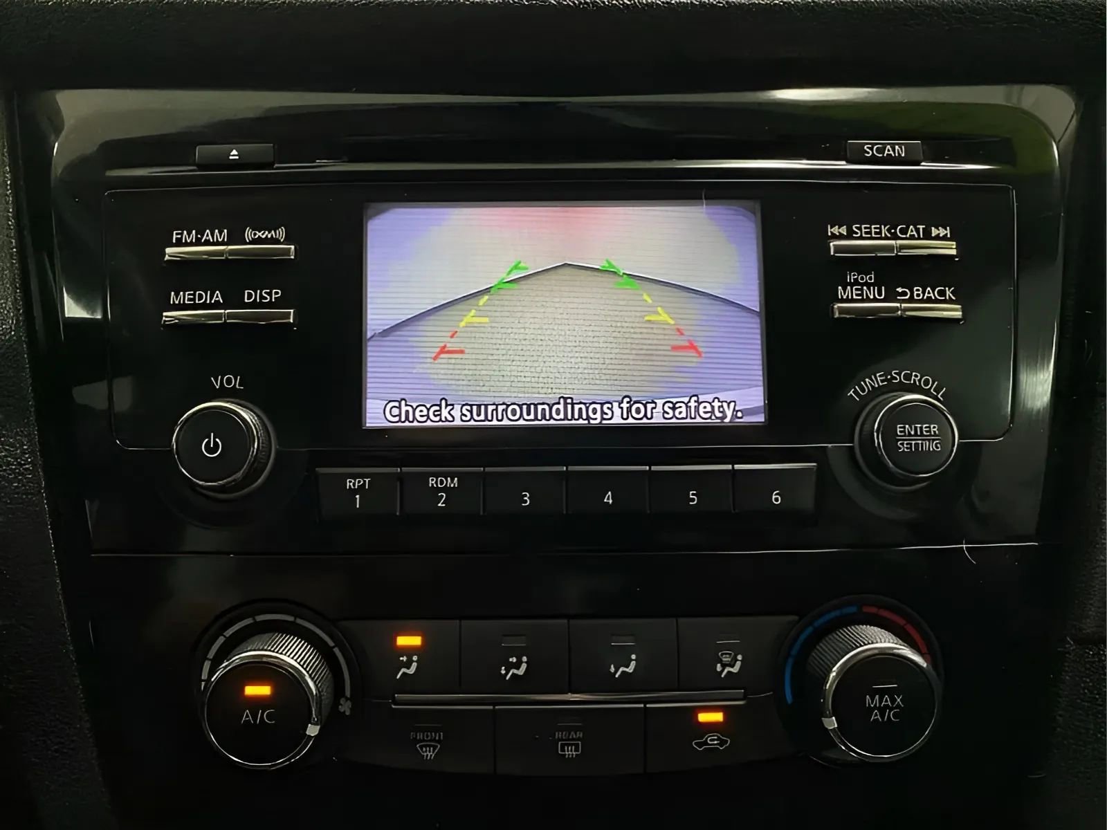 Used 2017 Nissan Rogue S FWD image 20