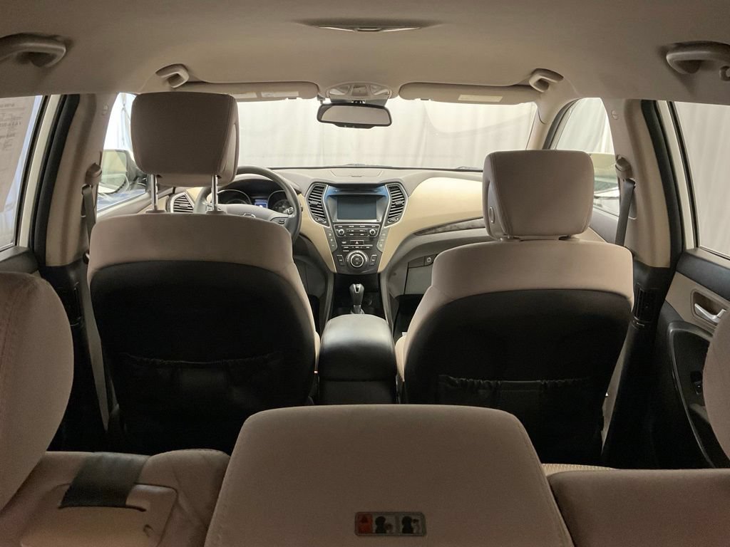 Used 2019 Hyundai Santa Fe XL SE FWD image 14