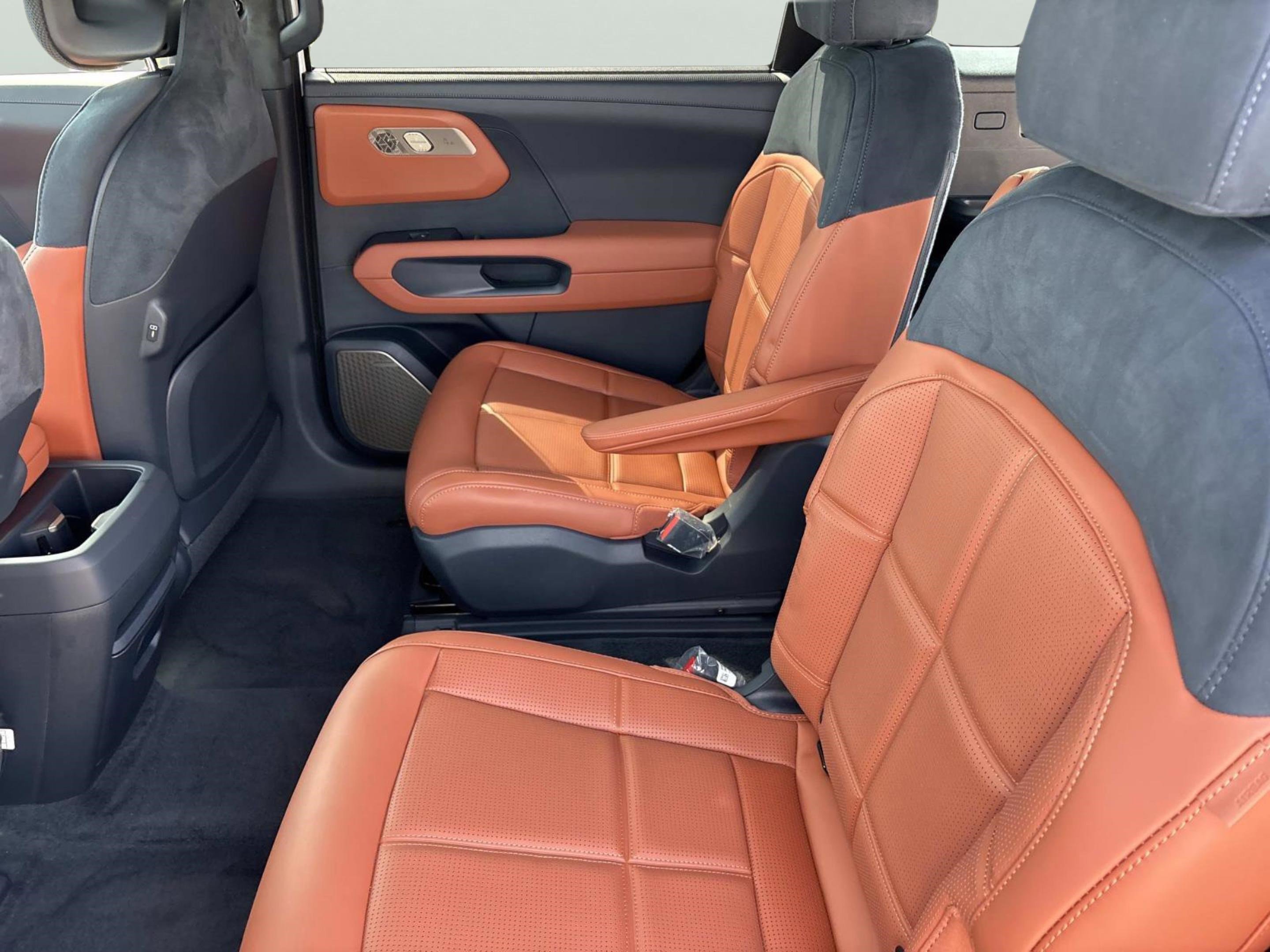 New 2027 Kia Telluride X-Line SX Prestige image 18