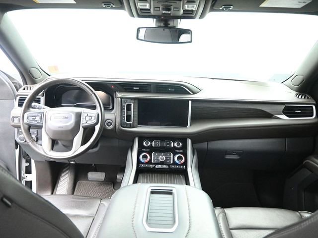 Used 2022 GMC Yukon XL Denali AWD/4WD image 24