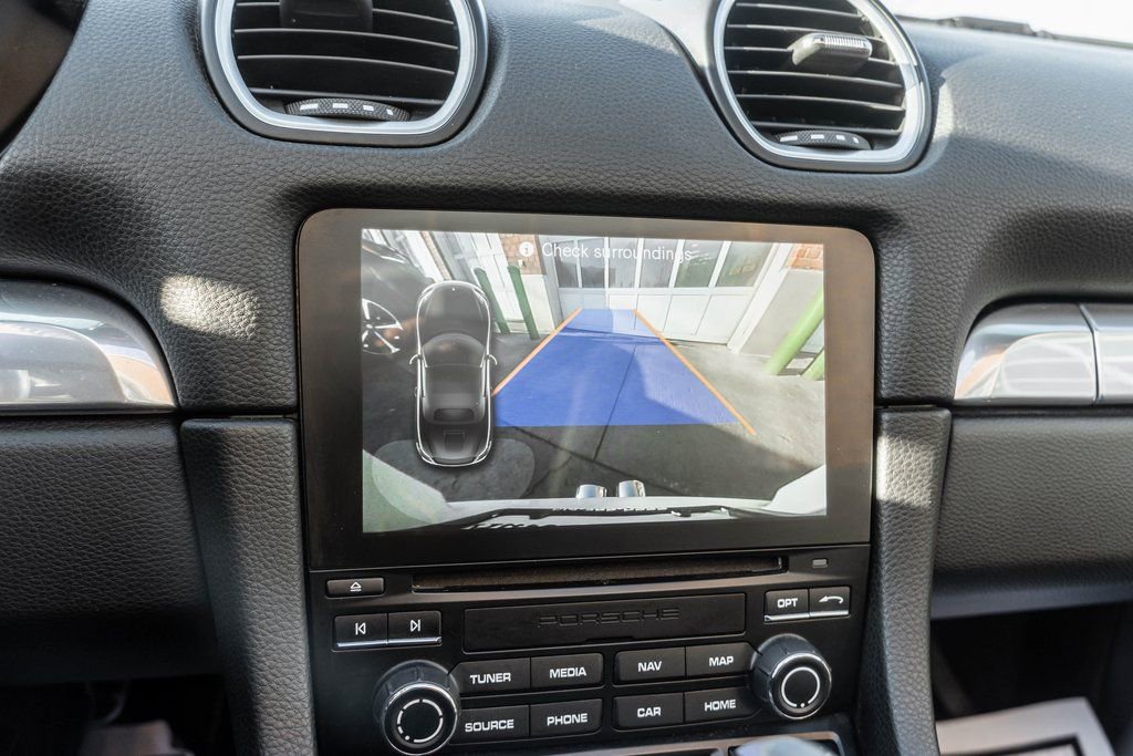 Used 2018 Porsche 718 Boxster GTS image 12