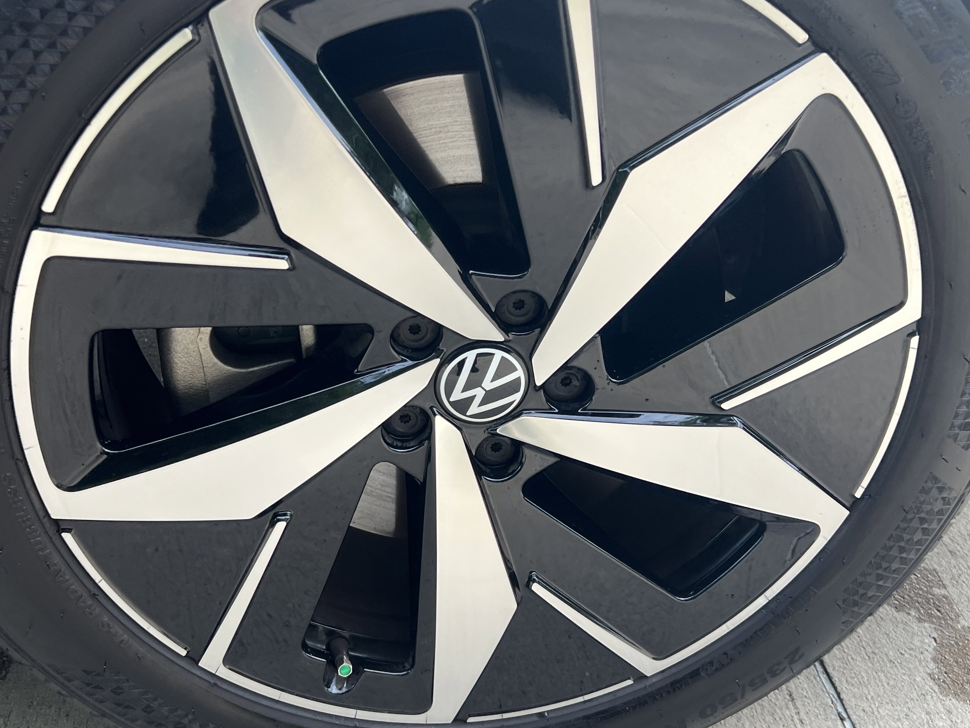 Used 2025 Volkswagen ID.4 Pro S RWD image 12