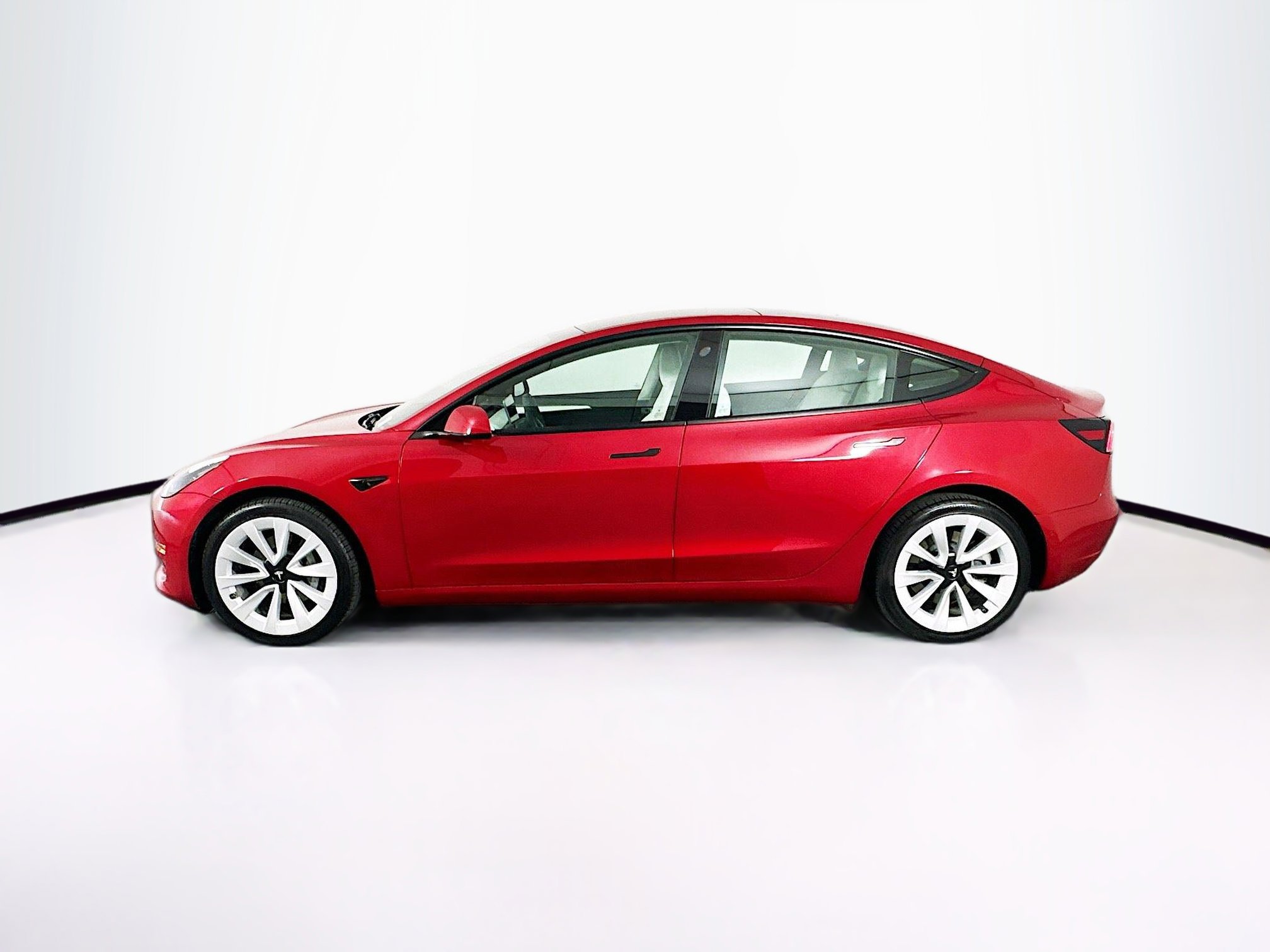 Used 2021 Tesla Model 3 Long Range image 4