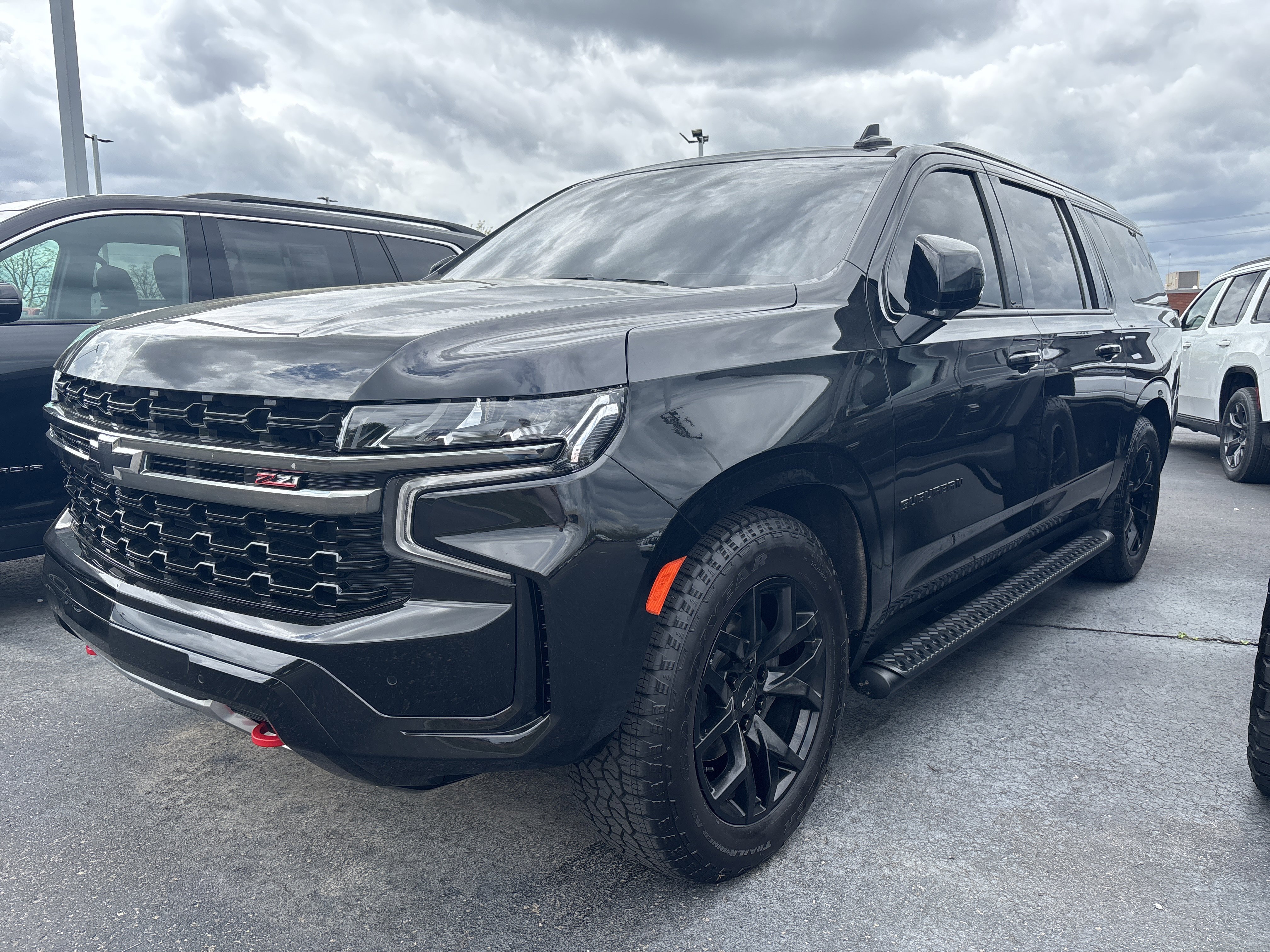 Used 2022 Chevrolet Suburban Z71 w/ Off-Road Capability Package AWD/4WD image 1