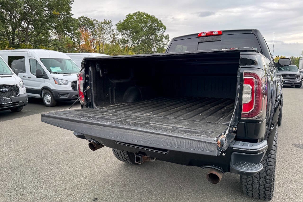 Used 2016 GMC Sierra 1500 SLT w/ SLT Preferred Package AWD/4WD image 44