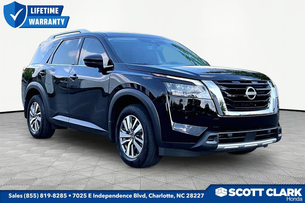 Used 2025 Nissan Pathfinder SL