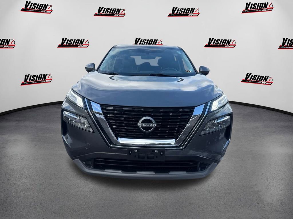 Used 2023 Nissan Rogue SV video 2