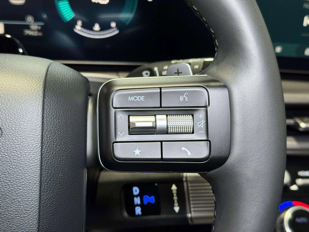 Used 2024 Hyundai Santa Fe XRT image 10