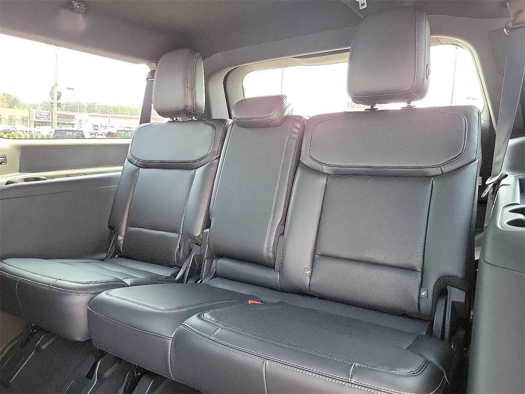 New 2025 Ford Expedition Max Platinum w/ Stealth Performance Package image 9