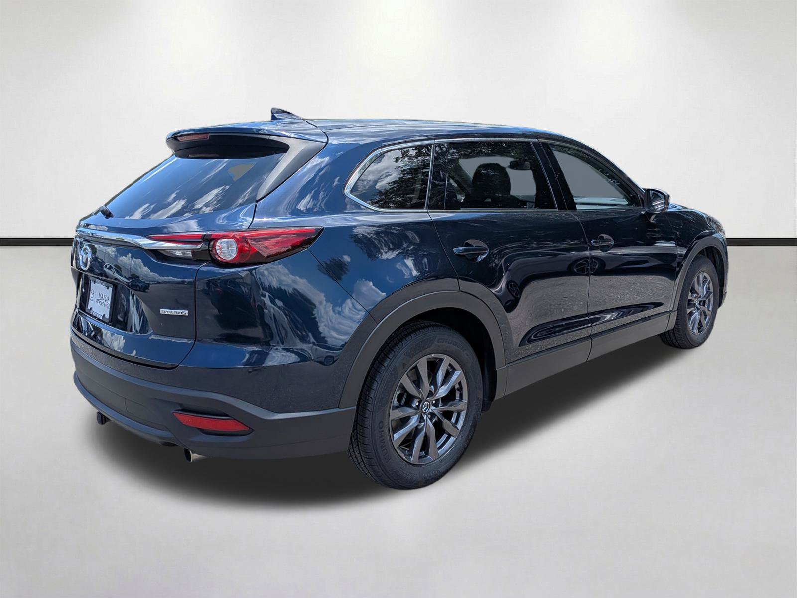 Certified 2022 MAZDA CX-9 Touring AWD/4WD image 4