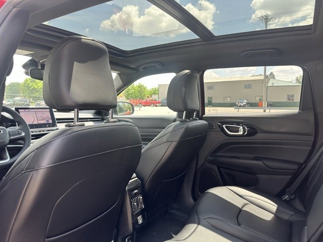 New 2024 Jeep Compass Limited w/ High Altitude Package image 22
