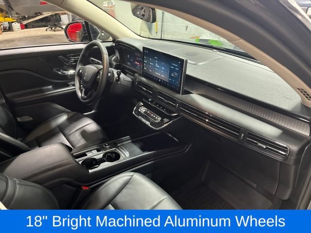 Used 2023 Lincoln Corsair AWD w/ Equipment Group 101A image 40