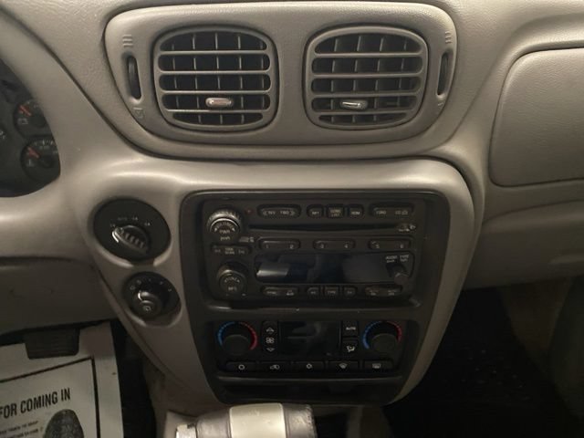 Used 2008 Chevrolet TrailBlazer LT w/ Sun And 6-Disc Cd Package AWD/4WD image 35