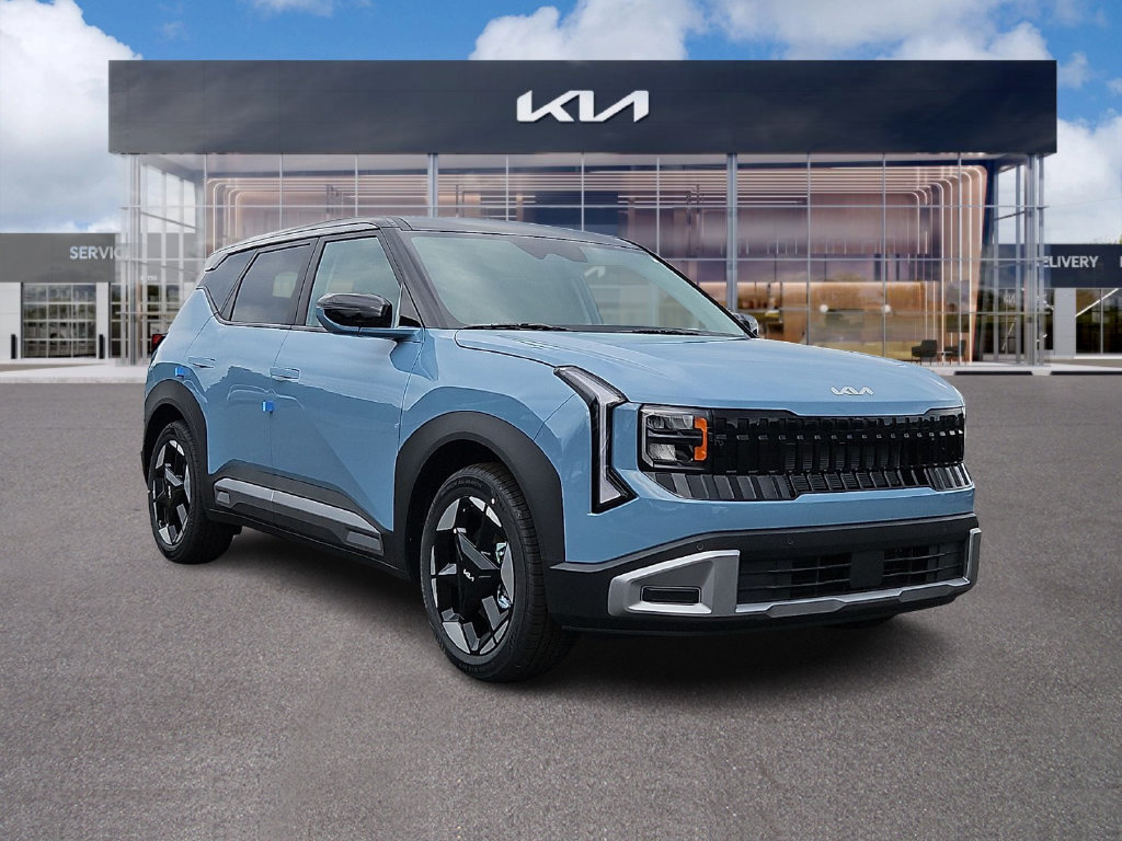 New 2027 Kia Seltos S FWD image 1