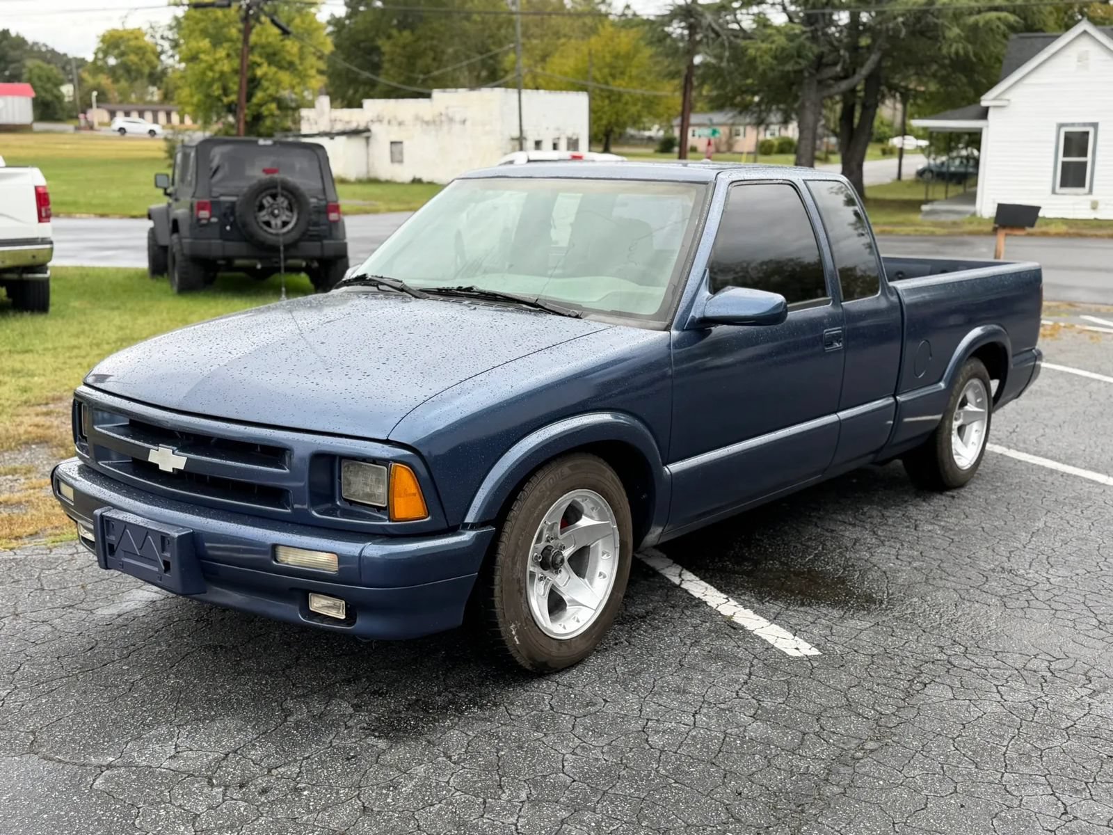 Used 1995 Chevrolet S10 Pickup LS