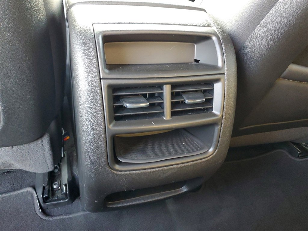 Used 2023 Cadillac XT5 Luxury image 13