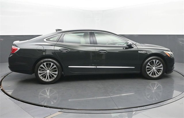 Used 2017 Buick LaCrosse Preferred image 6