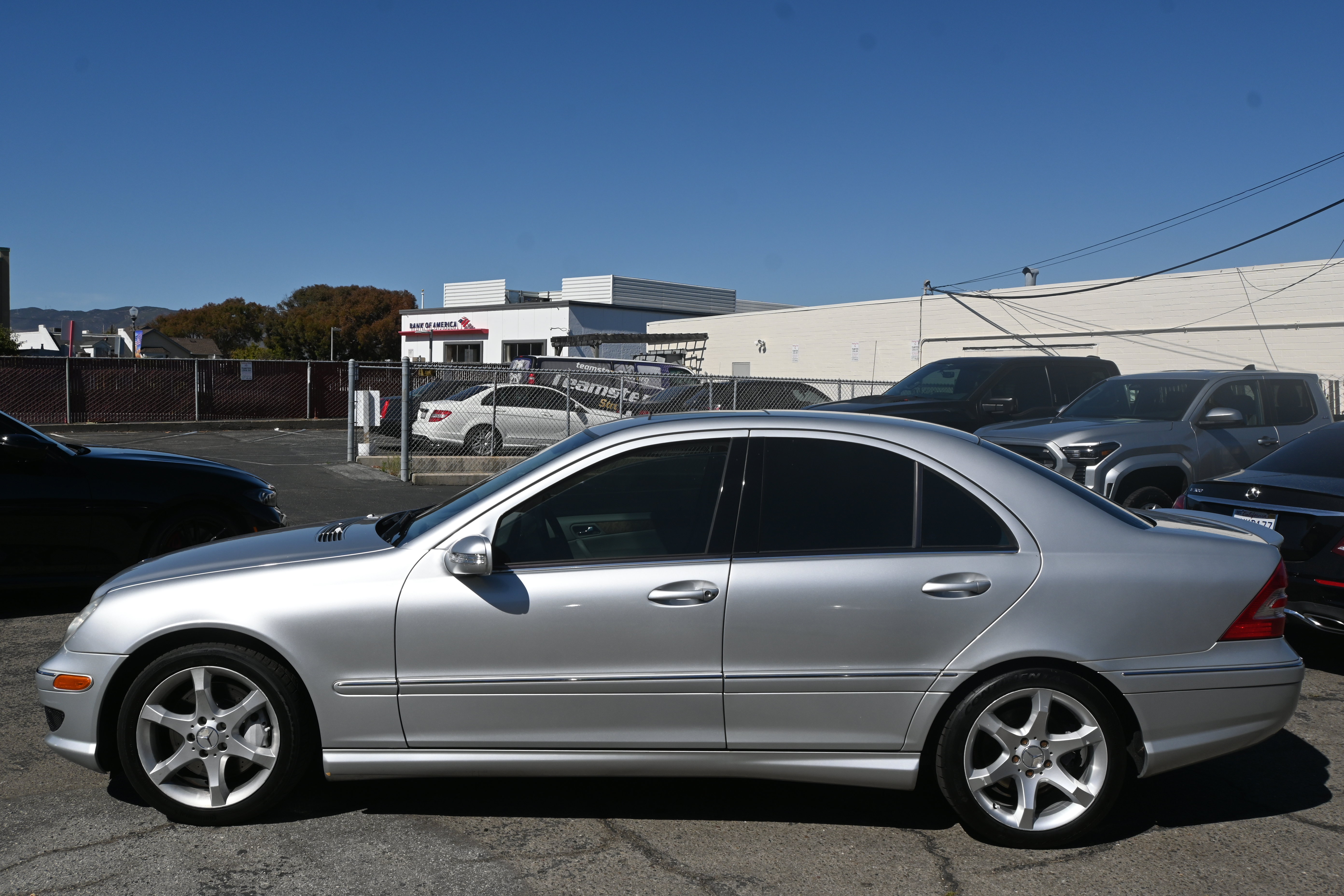 Used 2007 Mercedes-Benz C 230 Sedan image 2