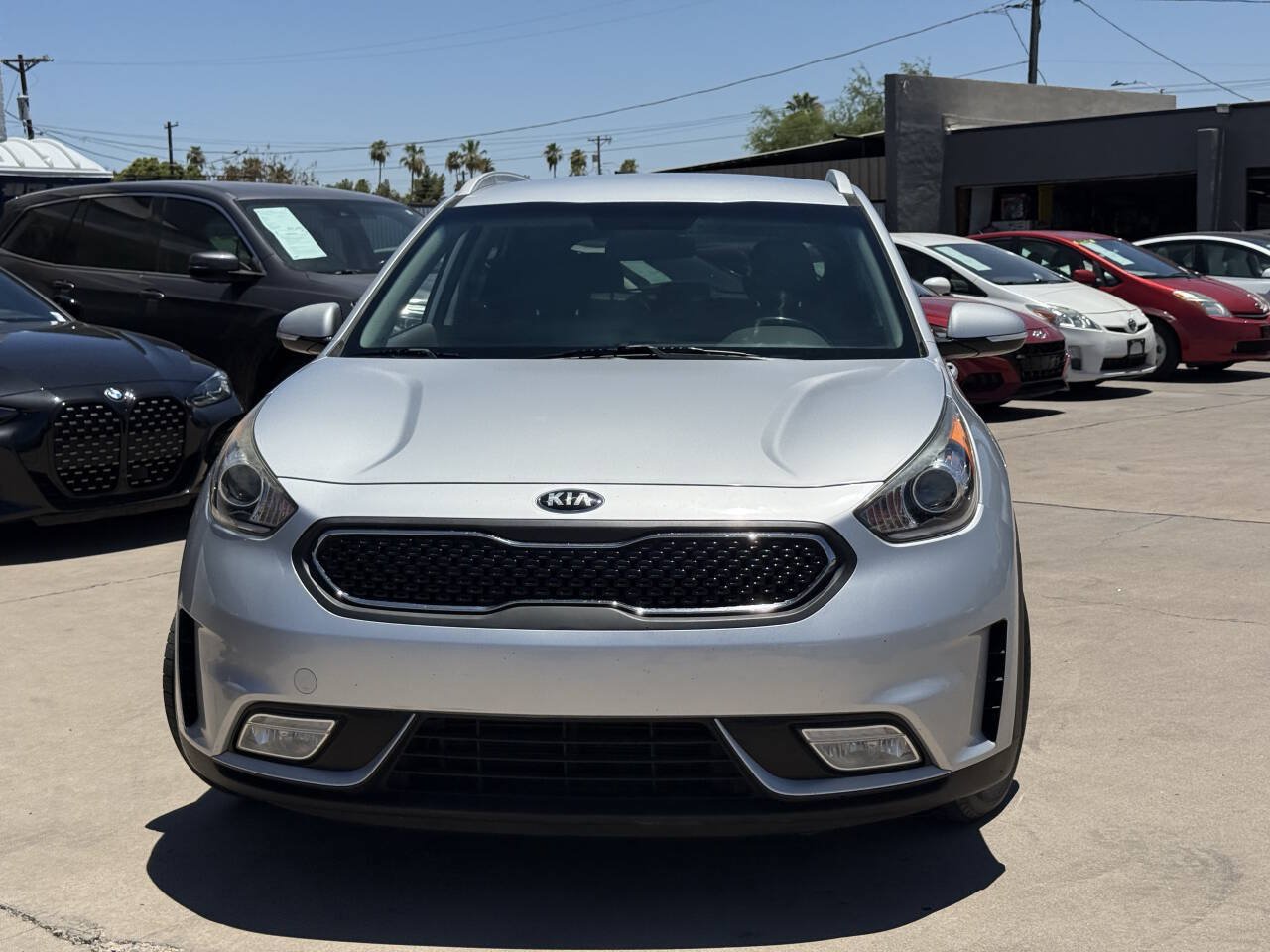 Used 2017 Kia Niro EX FWD image 7