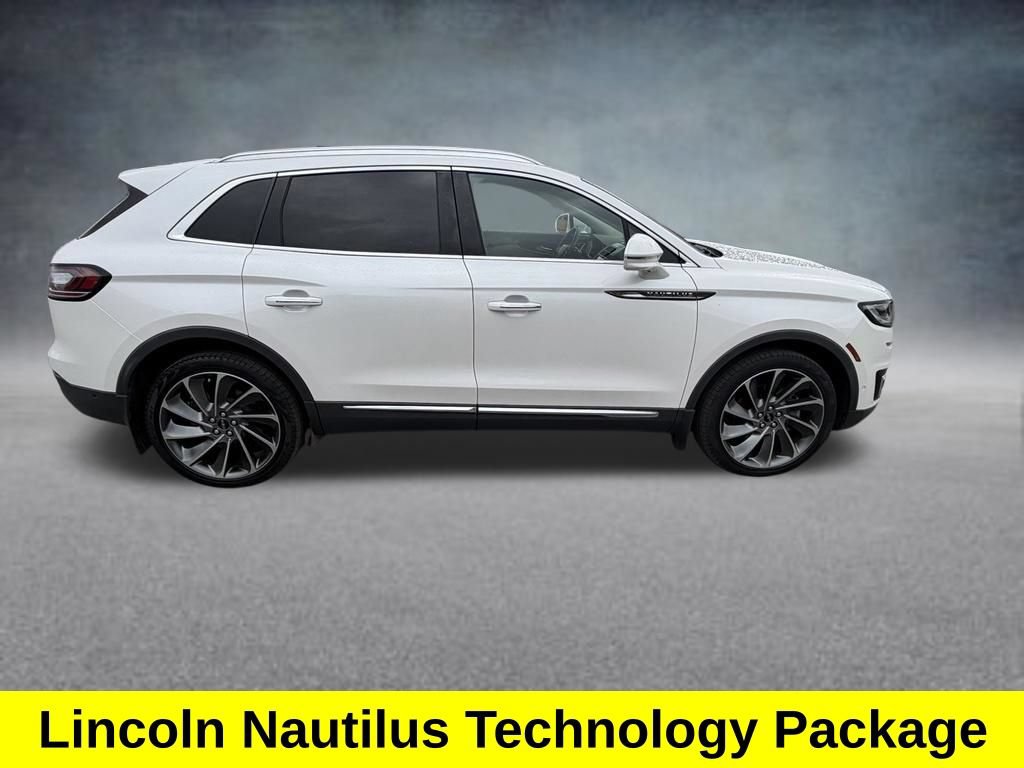 Used 2019 Lincoln Nautilus Reserve AWD/4WD image 7