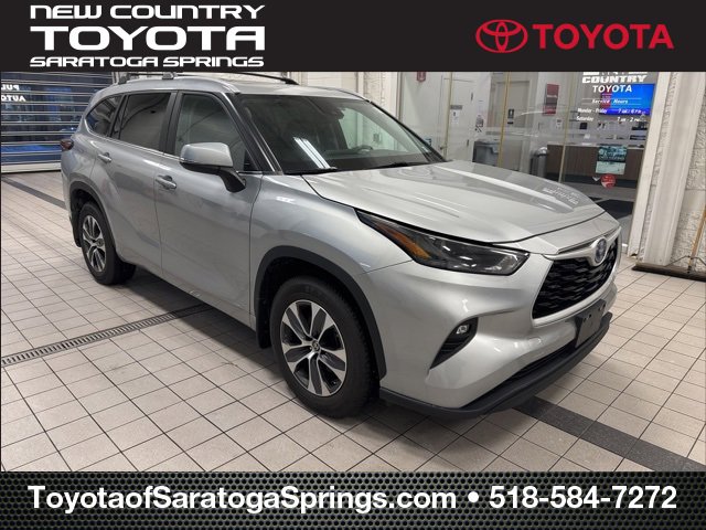 Used 2024 Toyota Highlander XLE
