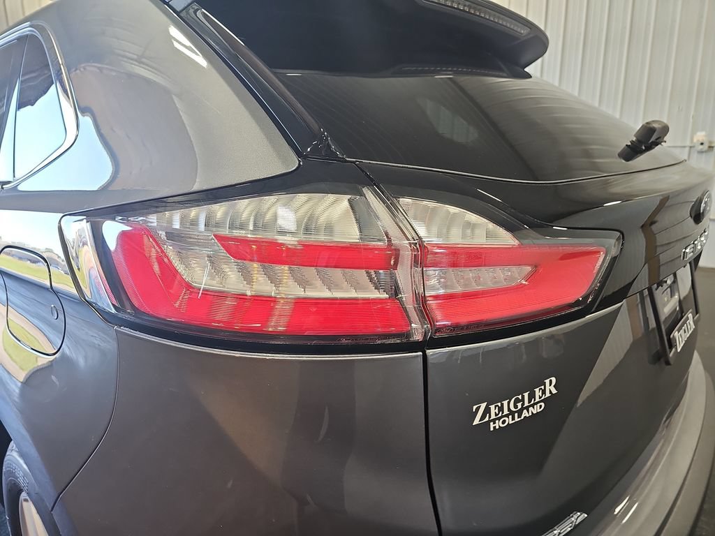 Used 2023 Ford Edge SEL w/ Convenience Package AWD/4WD image 35