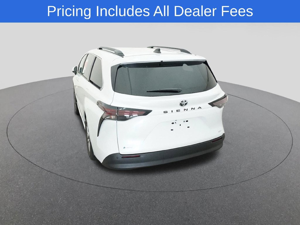 New 2026 Toyota Sienna XLE FWD image 6
