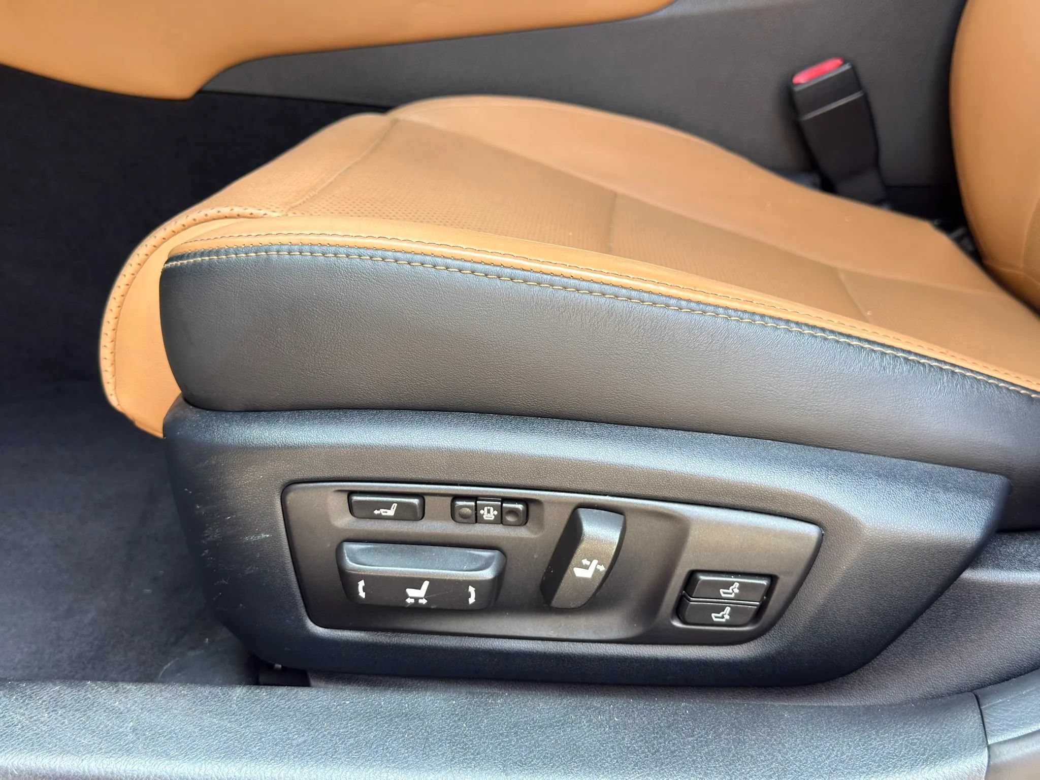 Used 2017 Lexus GS 350 F Sport RWD image 28
