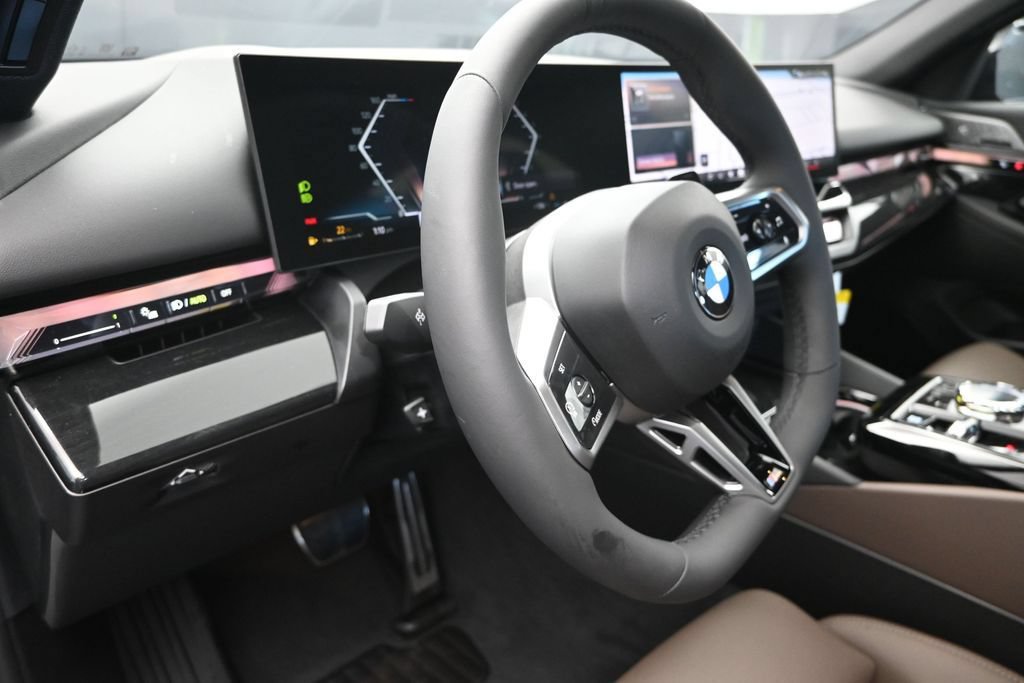 New 2027 BMW 540i xDrive w/ Executive Package AWD/4WD image 12