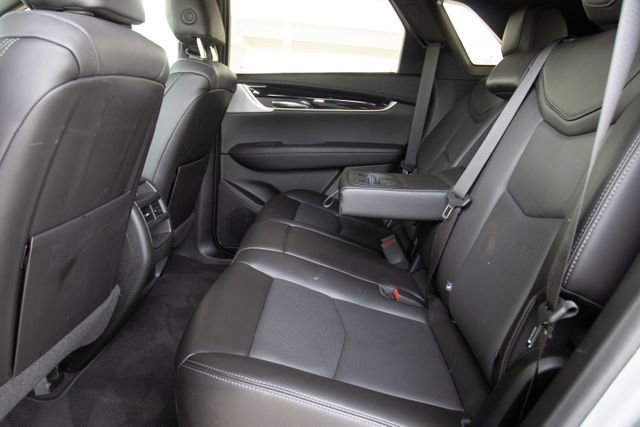 Certified 2025 Cadillac XT5 Premium Luxury image 31