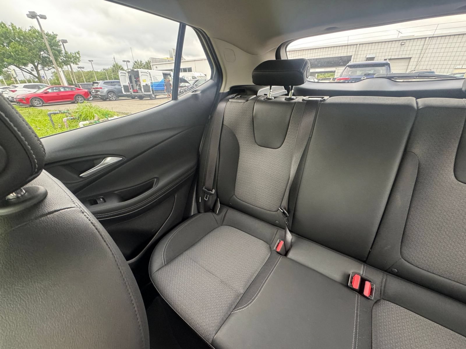 Used 2025 Buick Encore GX Preferred FWD image 38