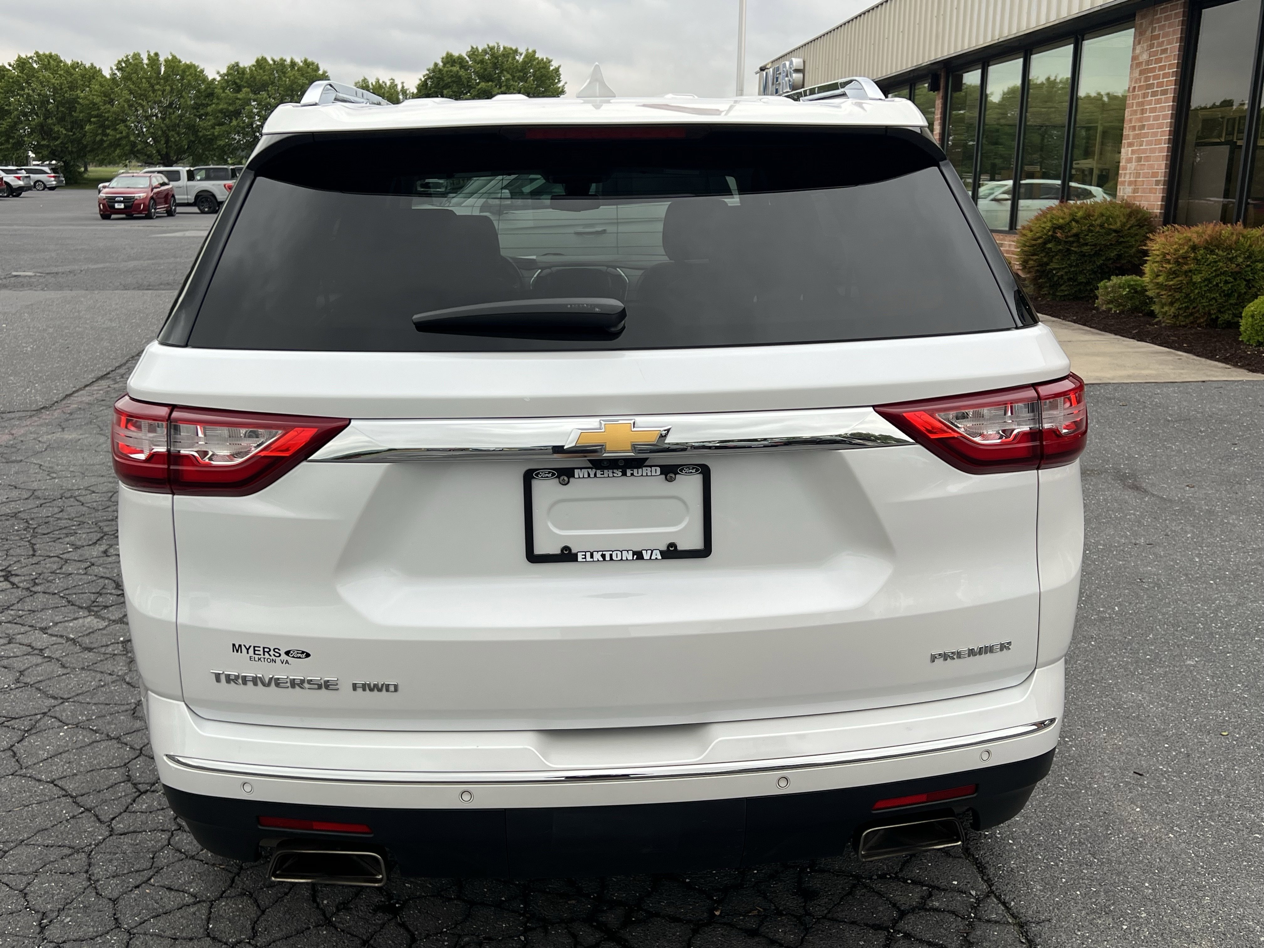 Used 2019 Chevrolet Traverse Premier AWD/4WD image 7