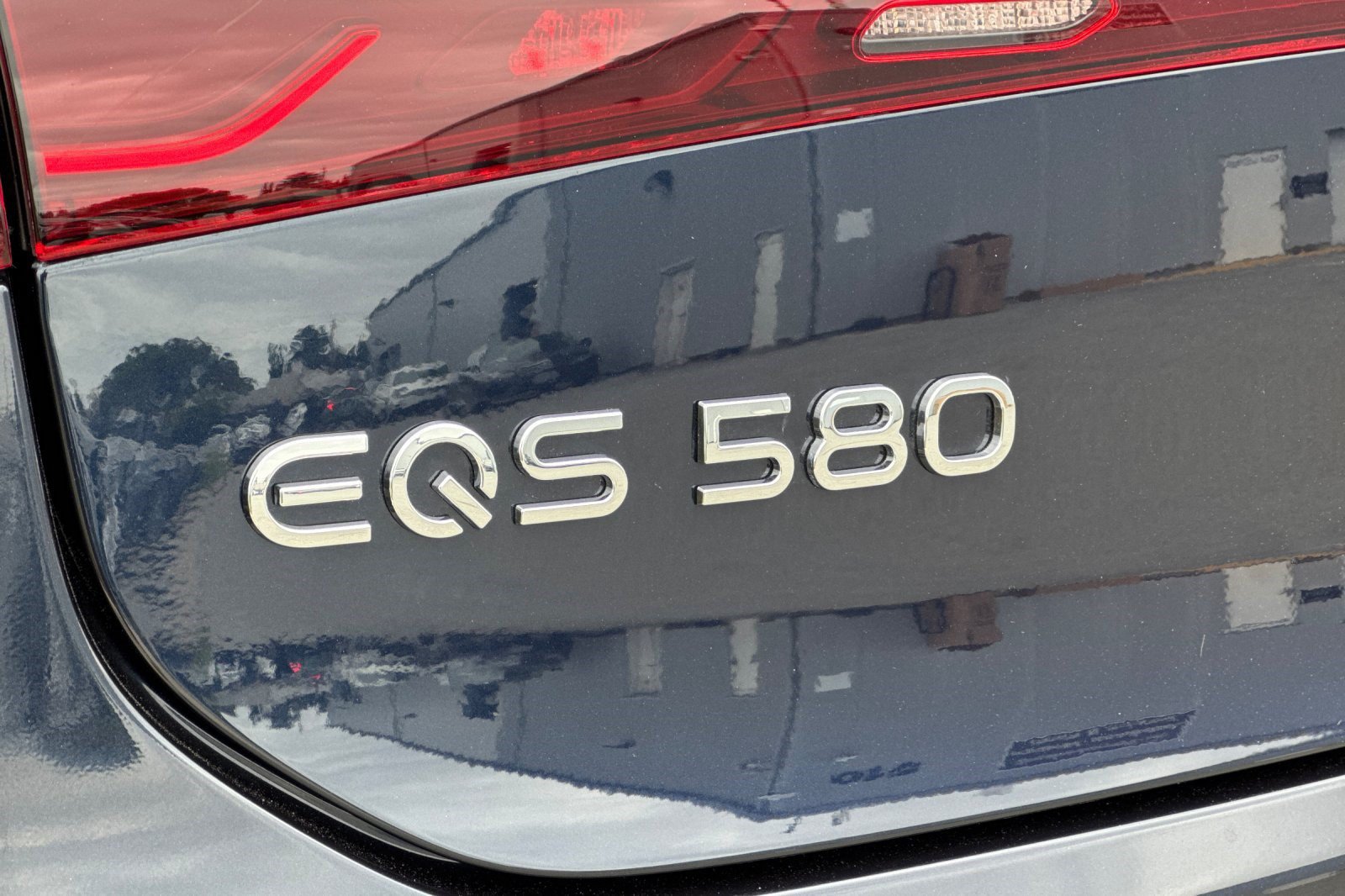 Used 2023 Mercedes-Benz EQS 580 4MATIC Sedan image 30