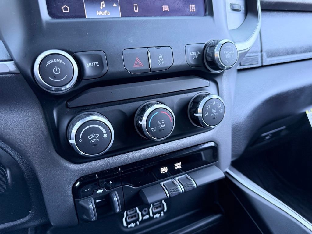 Used 2024 RAM 3500 Big Horn w/ Protection Group image 20