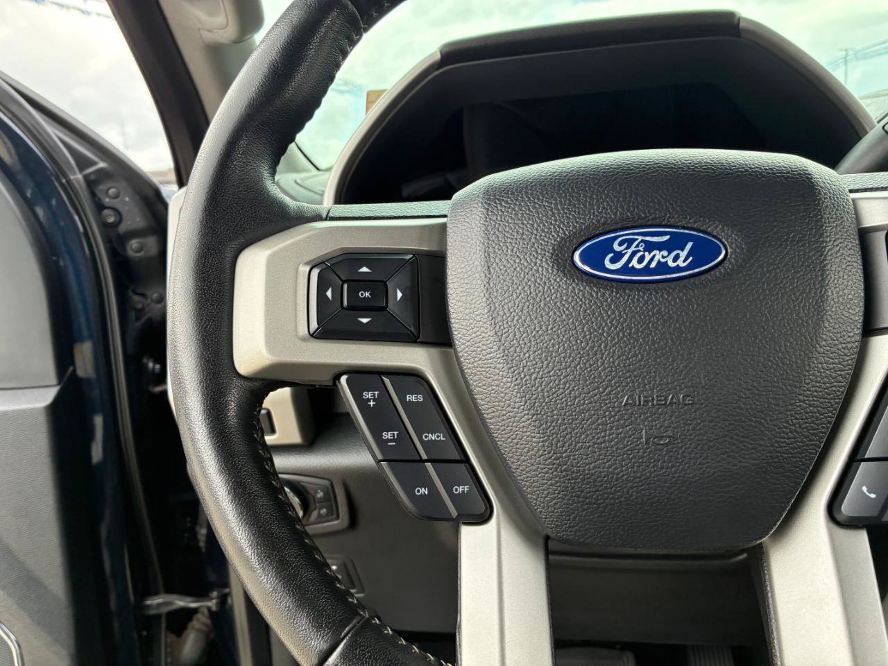 Used 2021 Ford F250 Lariat AWD/4WD image 30