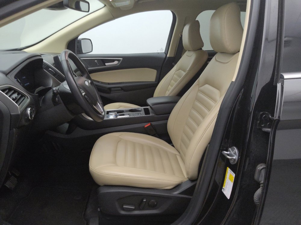 Used 2024 Ford Edge SEL image 17