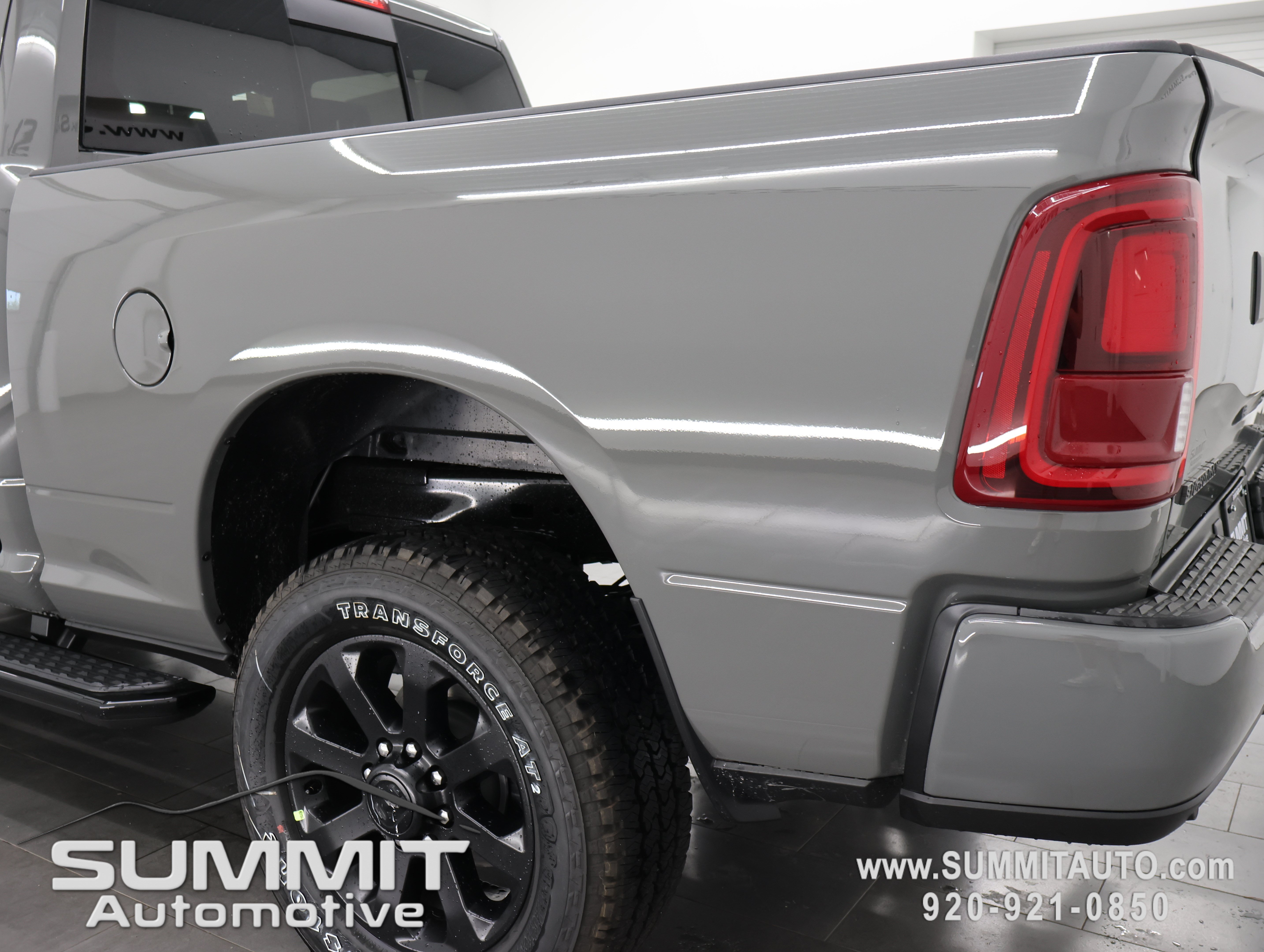 New 2026 RAM 2500 Big Horn AWD/4WD image 32