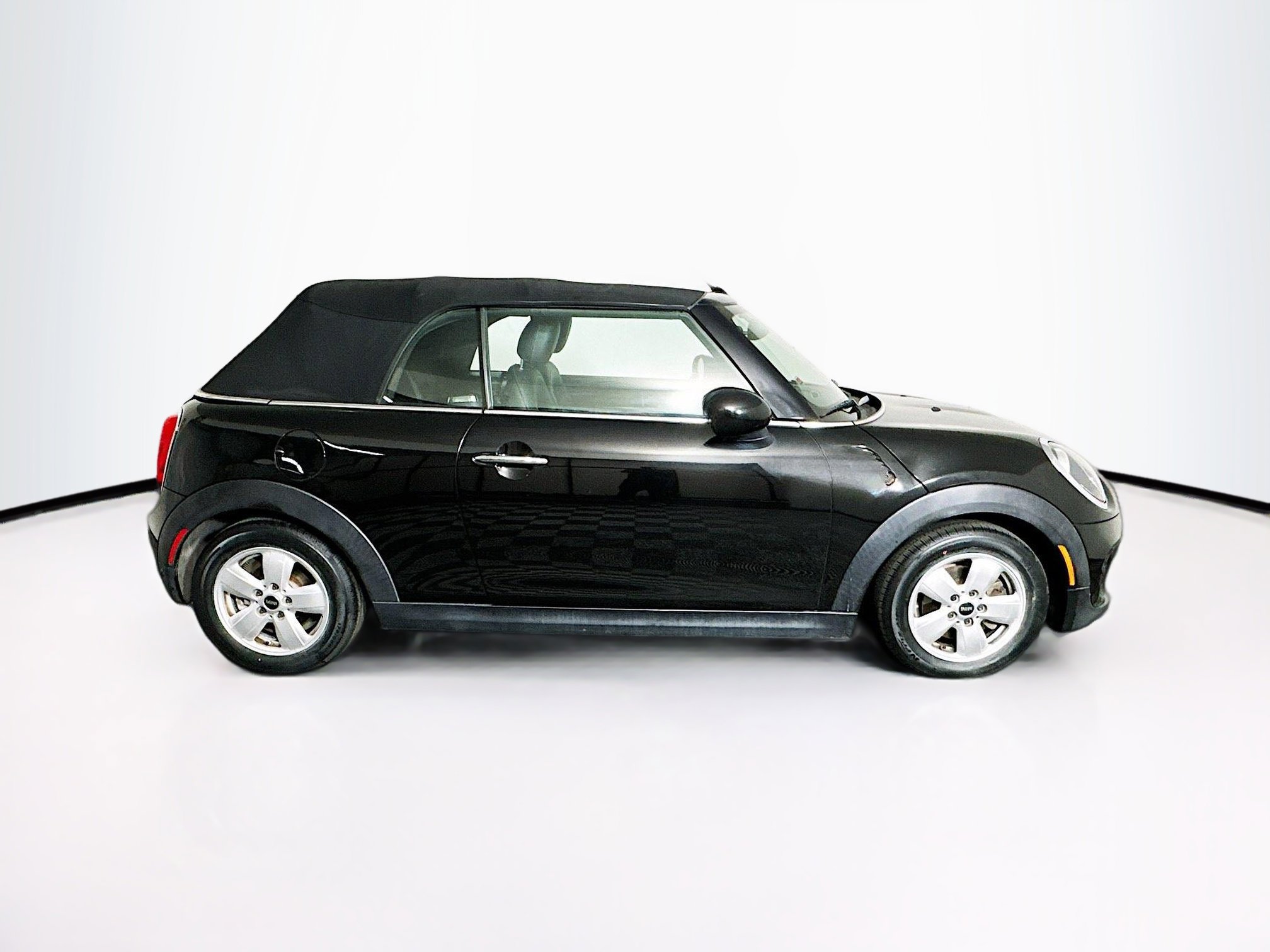 Used 2019 MINI Cooper Convertible FWD image 10