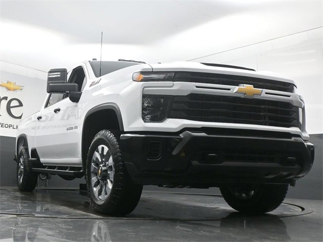 New 2026 Chevrolet Silverado 2500 Custom w/ Custom Value Package image 3