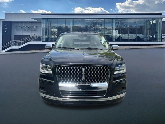Certified 2022 Lincoln Navigator Black Label AWD/4WD image 2