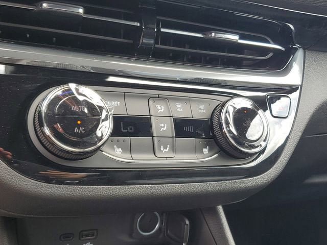 New 2026 Buick Envista Sport Touring w/ Convenience I Package FWD image 22