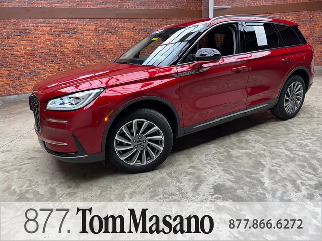 Used 2023 Lincoln Corsair Reserve image 1