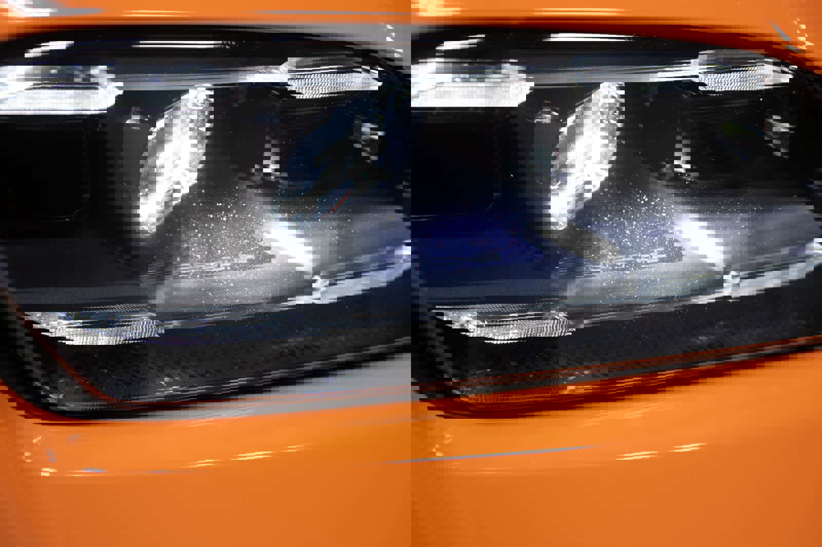 Certified 2025 Porsche Taycan 4S image 16